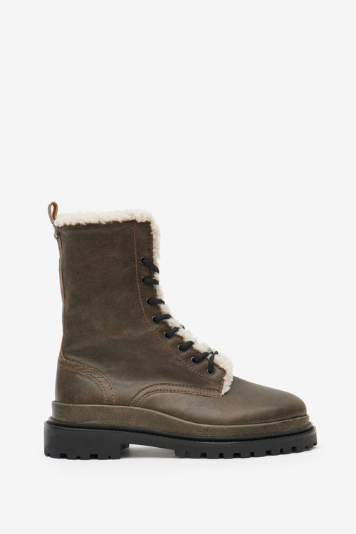 Boots Ghiso