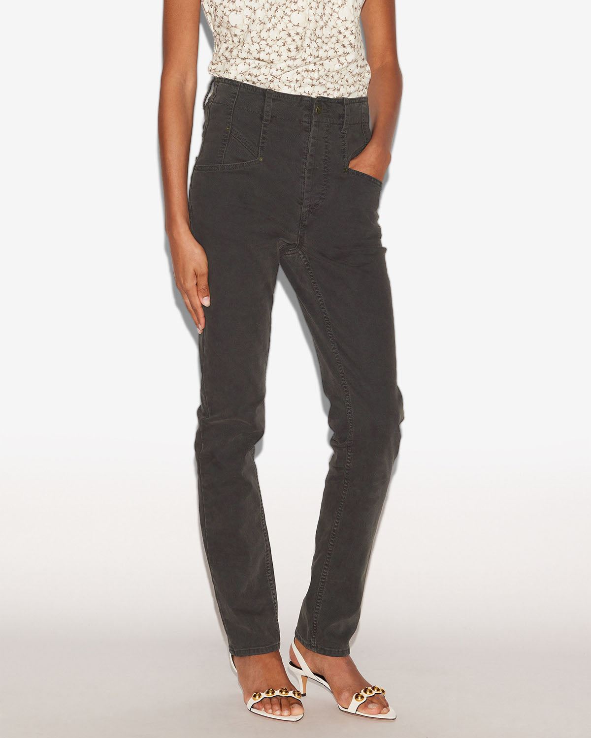 Pantalon niliane Woman Noir délavé 5