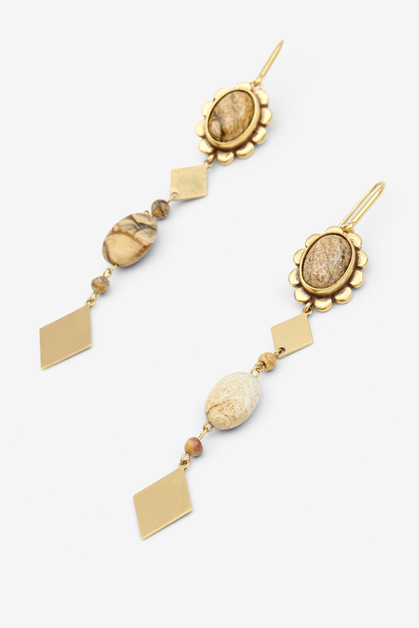 Hana pendant earrings - Natural-light brass - Woman - 3