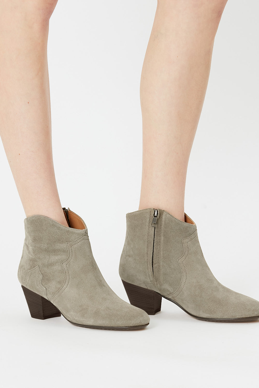 Botas bajas de piel de becerro dicker - Taupe - Woman - 4