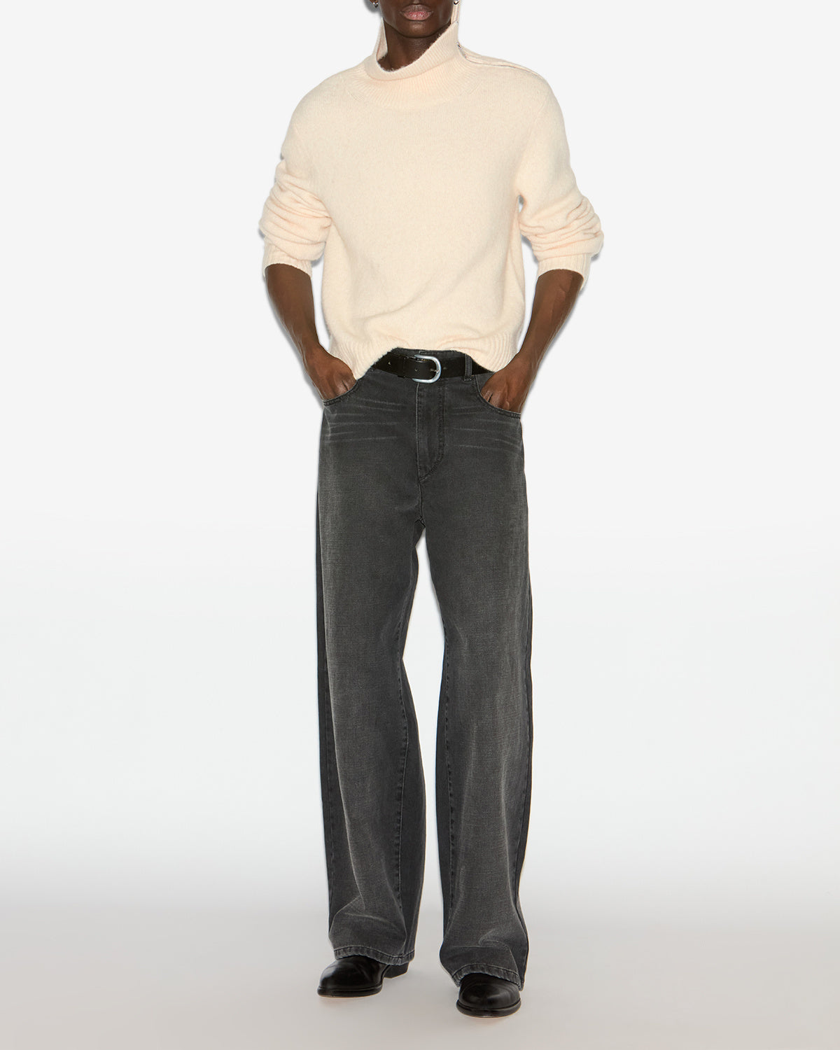 Aliocha stand-up collar plain-colored alpaca knit sweater - Ecru - Man - 1
