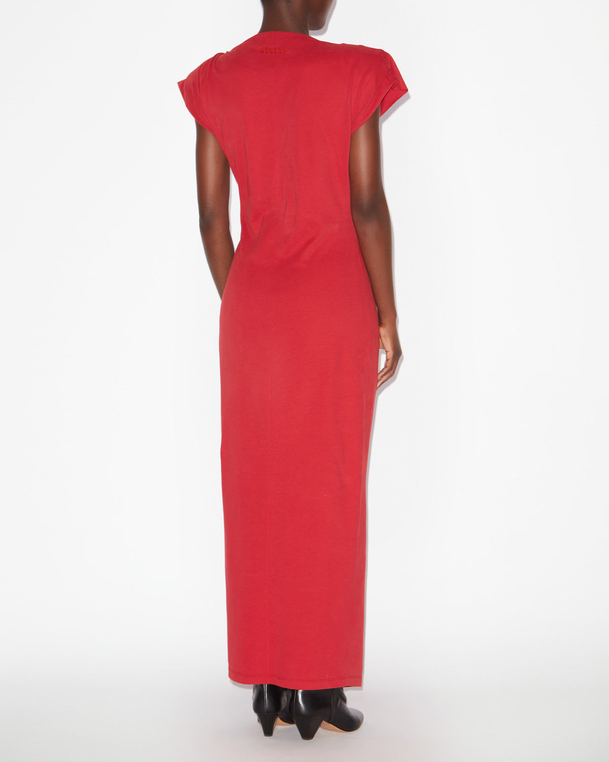 Robe nadela Woman Rouge 3