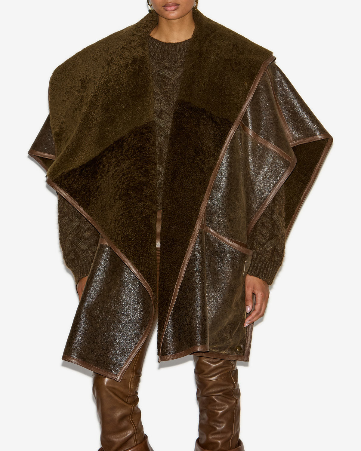 Azali shearling cape - Bronze - Woman - 3