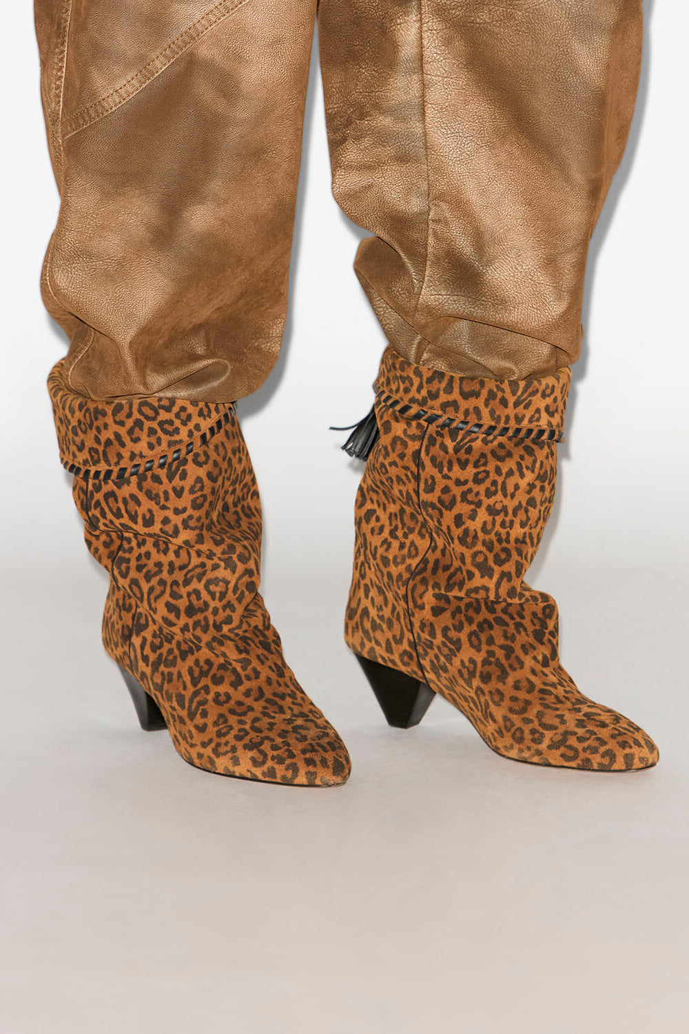 Boots dalby drapées en cuir velours - Léopard - Woman - 5