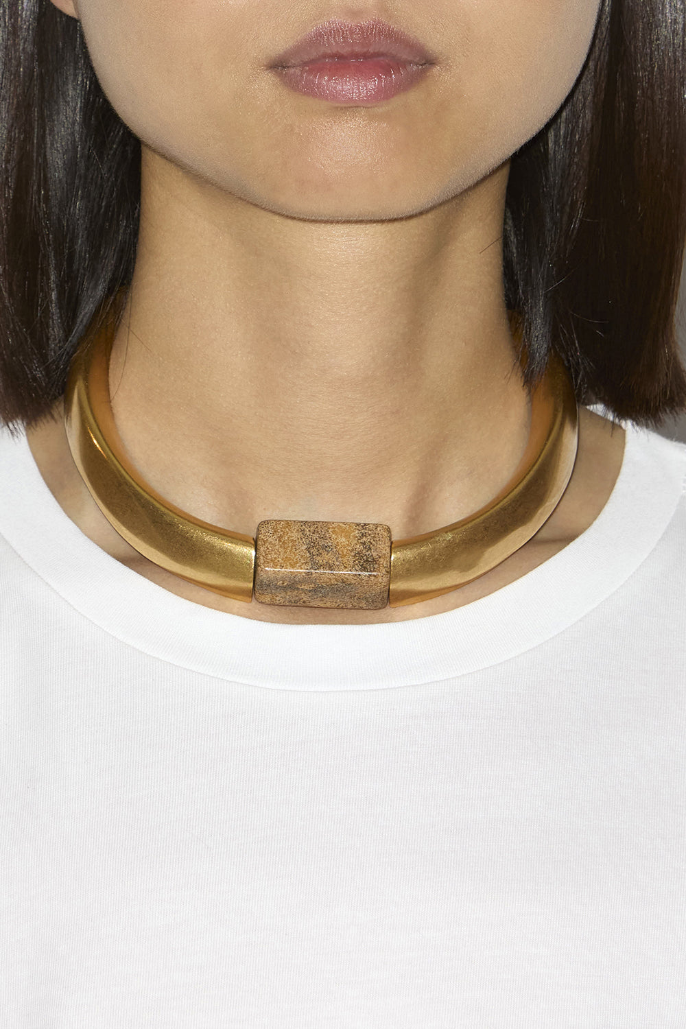 Ras du cou noly en laiton, cuir et pierre - Natural-light brass - Woman - 2