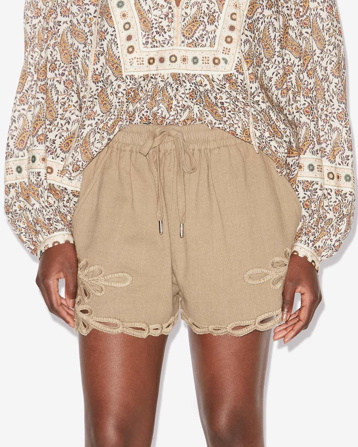 Safa shorts Woman Light khaki 5