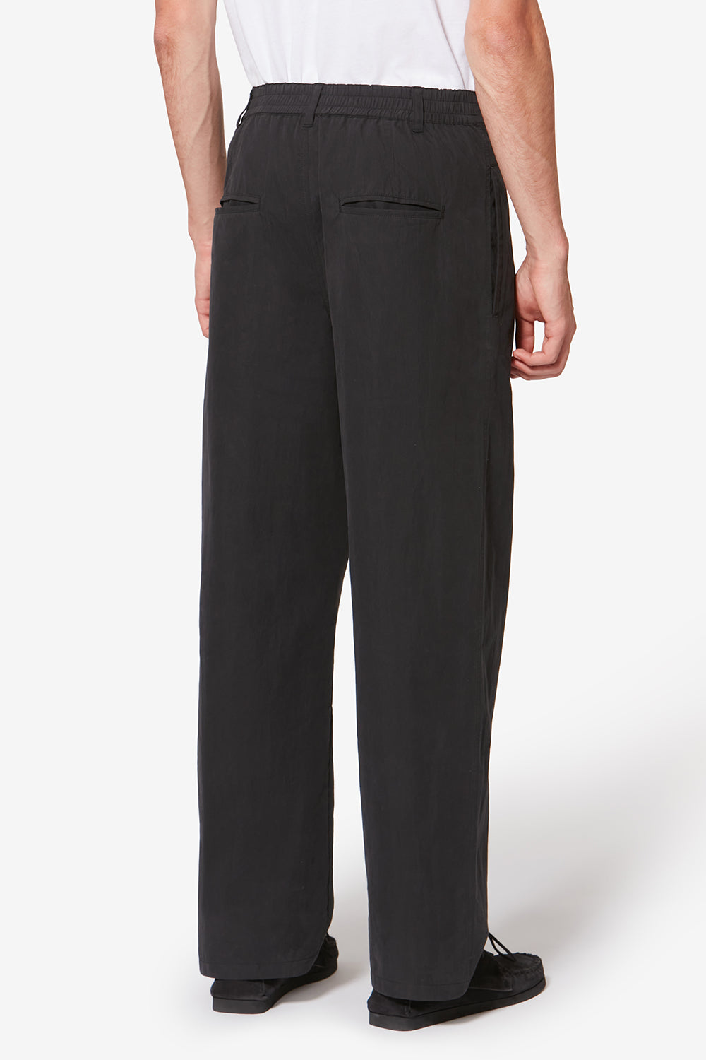 Yostin pleated relaxed fit cotton pants - Black - Man - 5